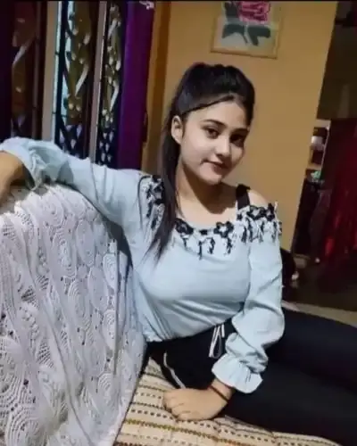 Call Girls Service in Reis Magos